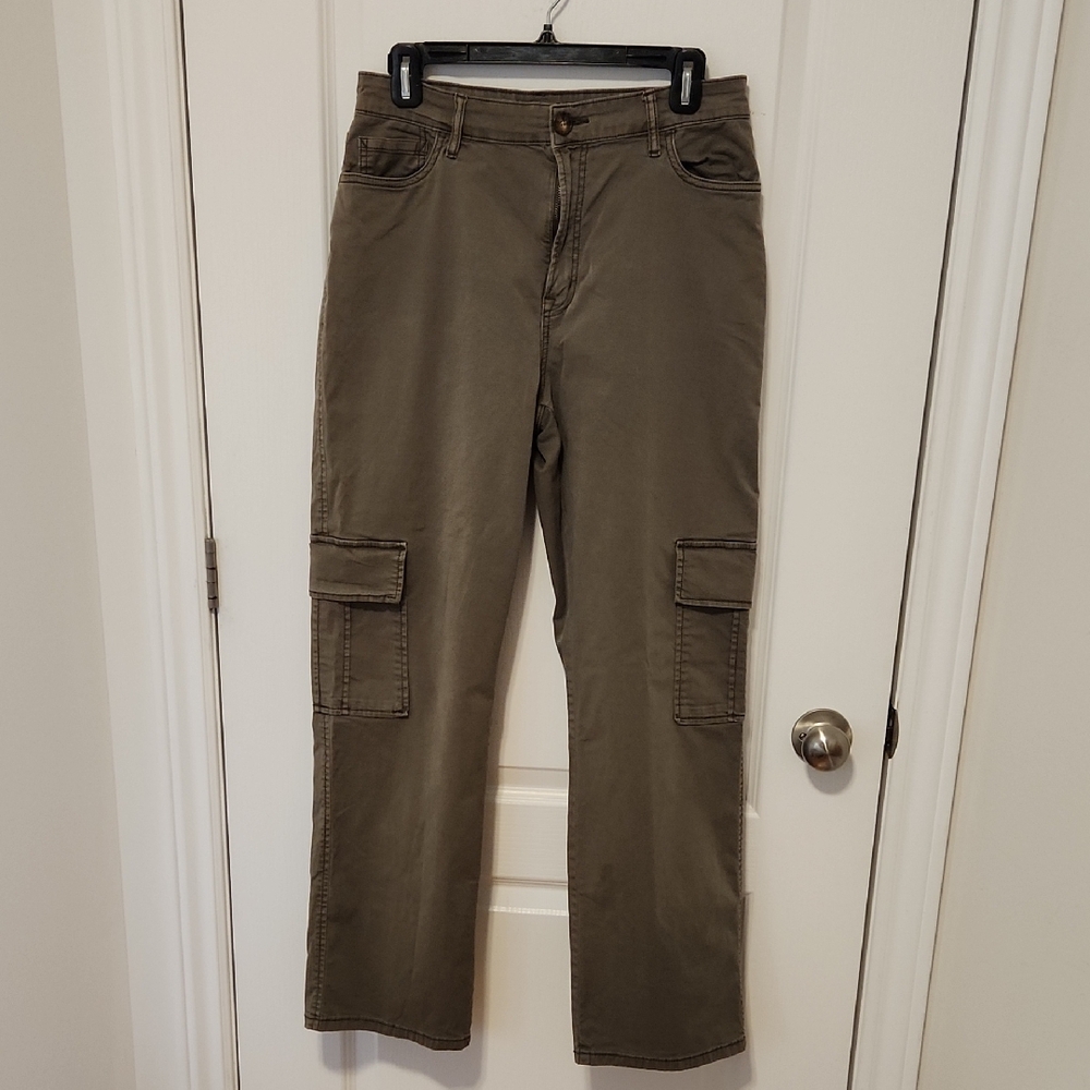 Reitmans Cargo Style Pants